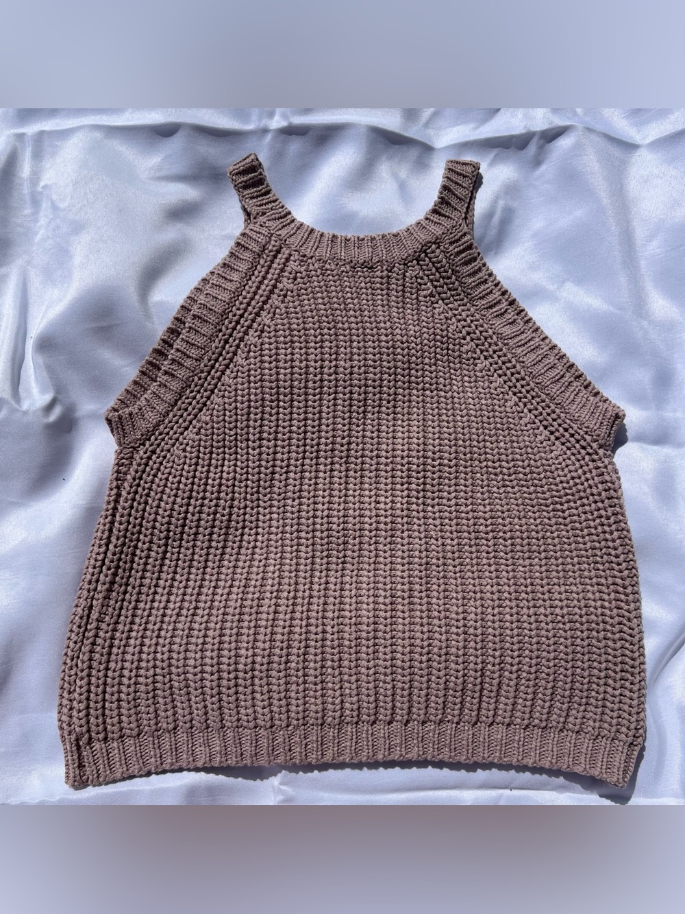 Vintage Y2K Charlotte Russe Crocheted Crop Tank/Sweater - Taupe - Picture 2 of 8